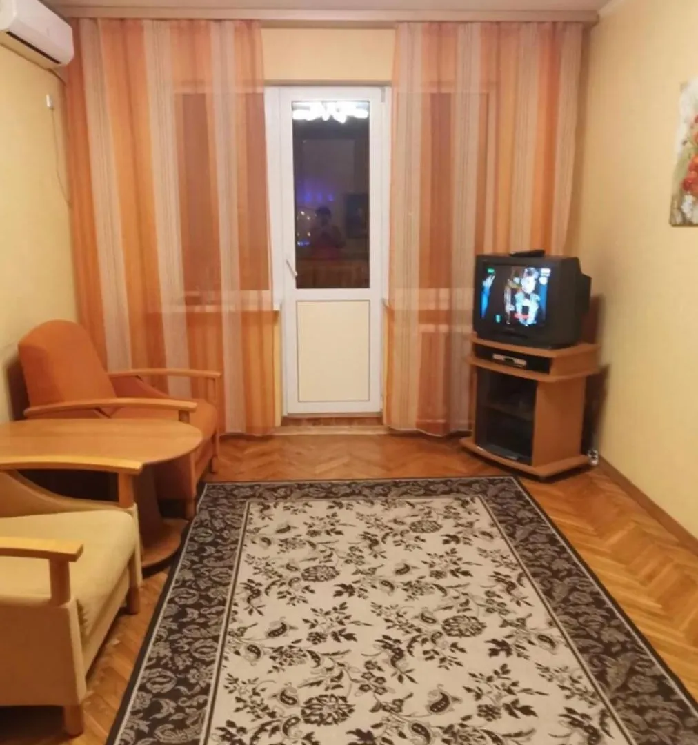 Apartment Mala Zhytomyrska 10 Kiev
